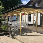 Dostrup Landevejskro & 3* Skærbæk