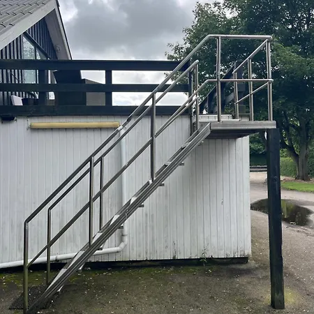 Dostrup Landevejskro & 3*