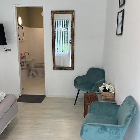 Dostrup Landevejskro & Мини-отель