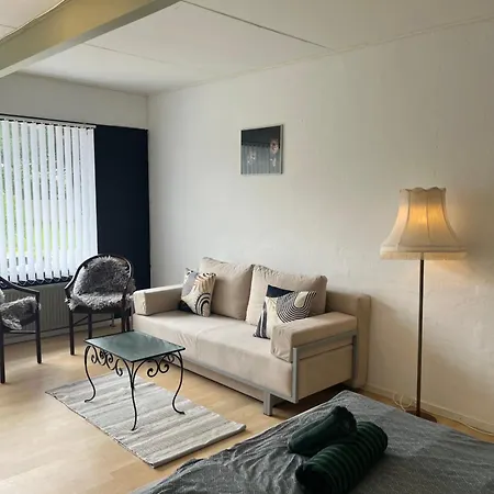 Dostrup Landevejskro & 3*