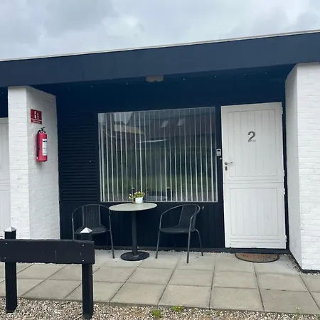 Dostrup Landevejskro &