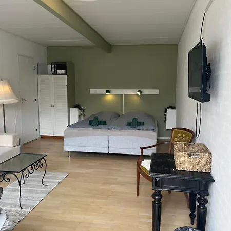 Dostrup Landevejskro & 3*