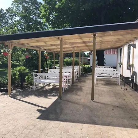 Dostrup Landevejskro & 3* Скербек