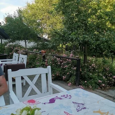 Dostrup Landevejskro & Zajazd 3*