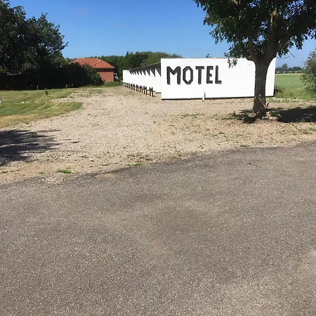 Dostrup Landevejskro & Penzion